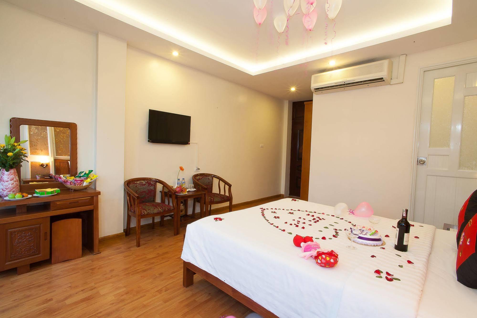 Delica Premium Hotel Hanoi Eksteriør billede